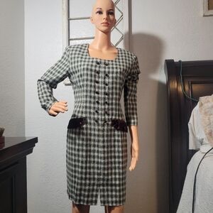 Vintage DBY 80's Chic Black and White Houndstooth Midi Dress With Velvet Buttons
